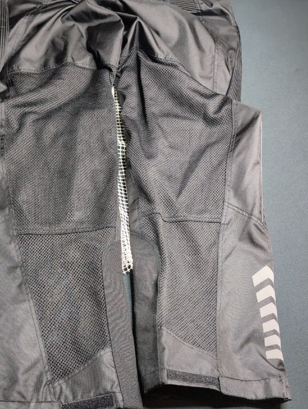 Joe Rocket Black Mesh Cargo Motorcycle Pants - Picture 5 of 5